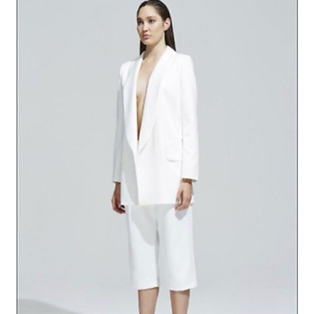 White Women's Longline Blazer - Classic Minimalist